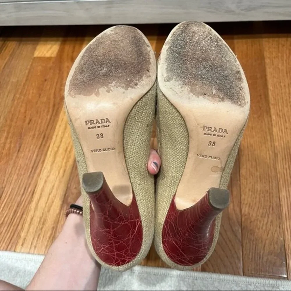 Prada Cream Tweed & Red Leather Round Toe Pump Heels 38
